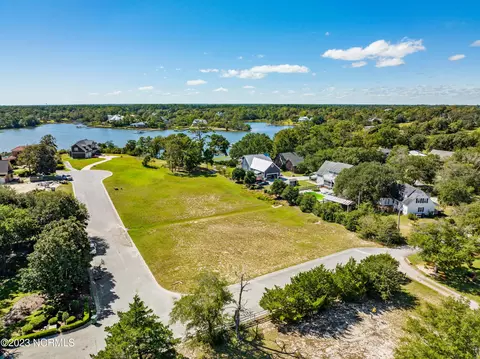 lot2 Point Dr, Swansboro, NC 28584