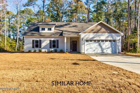 708 Boundaryline Dr NW, Calabash, NC 28467