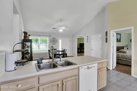 228 Lewis Rd, Hampstead, NC 28443 photo 11