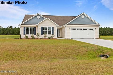 222 Lookout Ln, Sneads Ferry, NC 28460