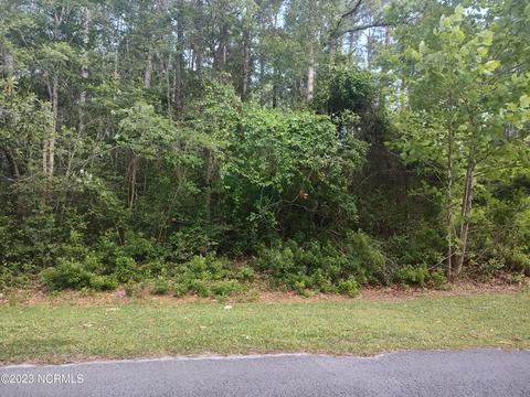 2149 Royal Pines Dr, New Bern, NC 28560