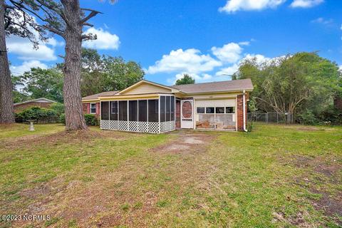 426 Antoinette Dr, Wilmington, NC 28412