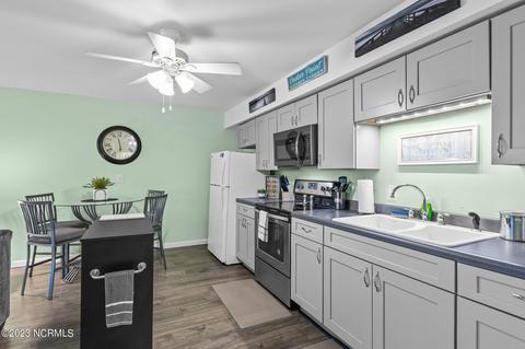 Undisclosed, Cedar Point, NC 28584 photo 15