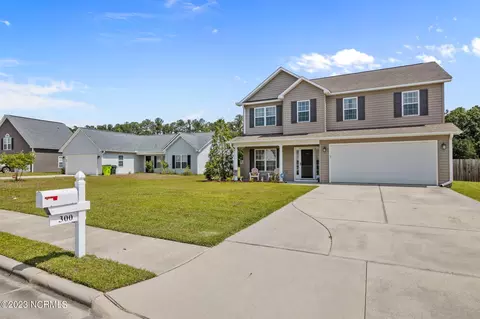 300 Saratoga Ln, New Bern, NC 28562