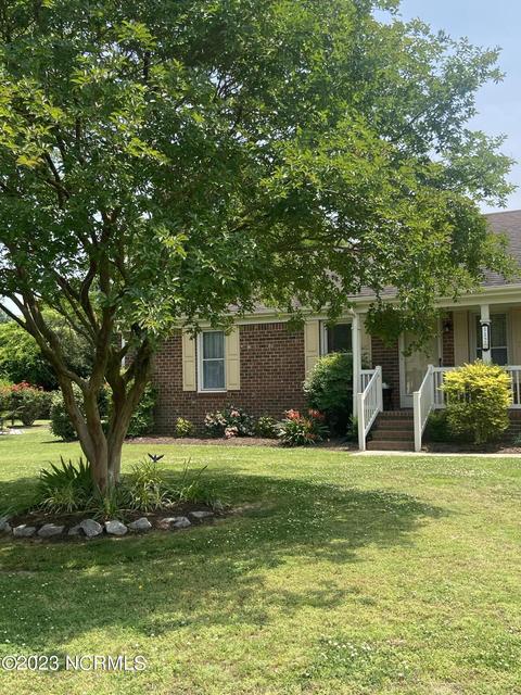 112 Birchview Ct, Moyock, NC 27958