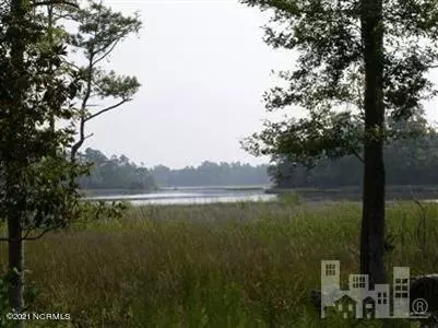 6 Tidewater Ct, Hampstead, NC 28443 photo 2