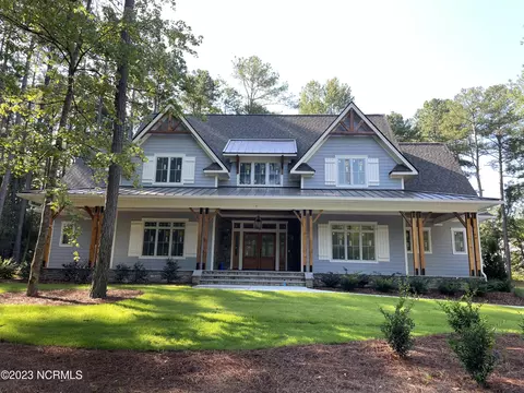 7 Creekside Ct, Pinehurst, NC 28374