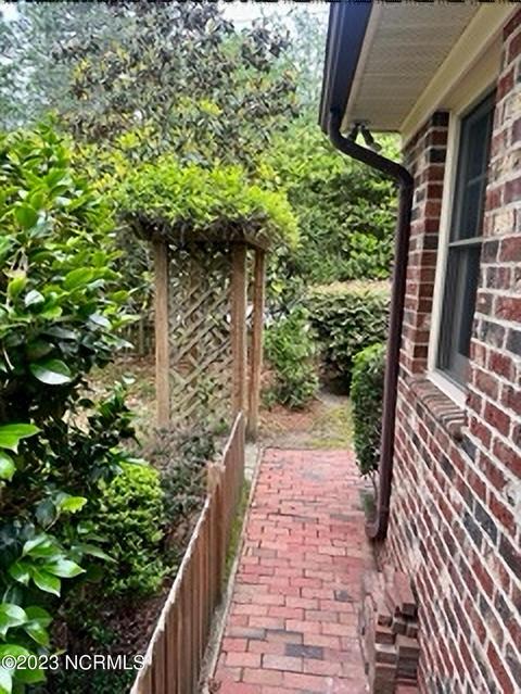 327 Thorne Rd, Pinehurst, NC 28374 photo 4