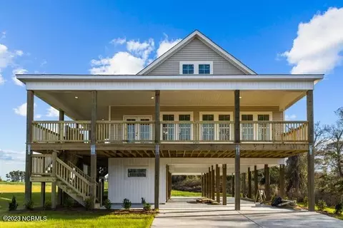 206 Great Neck Hill Rd, Hubert, NC 28539