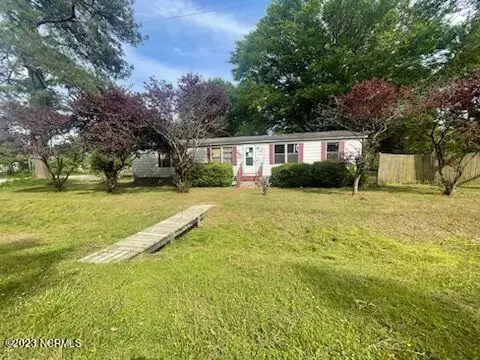 3179 Chandler Rd, Vanceboro, NC 28586