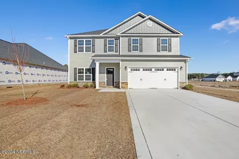 405 Nantucket Trl, Sneads Ferry, NC 28460