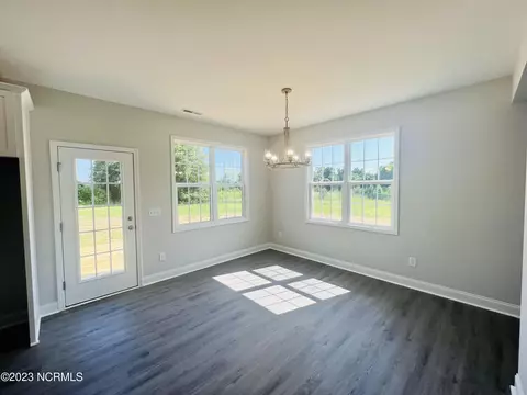 129 Fireside Dr, Benson, NC 27504 photo 3