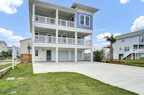 107 Hanby Ave, Kure Beach, NC 28449