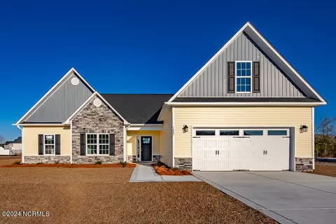 1007 Cobia Ct, New Bern, NC 28562