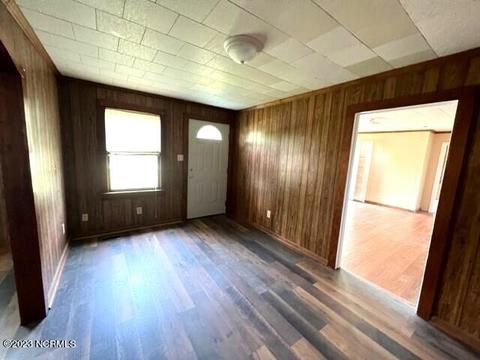 100 Pine St, Winton, NC 27986 photo 3