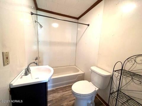 100 Pine St, Winton, NC 27986 photo 8