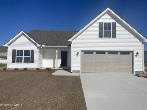 320 Oleander Dr, Greenville, NC 27858
