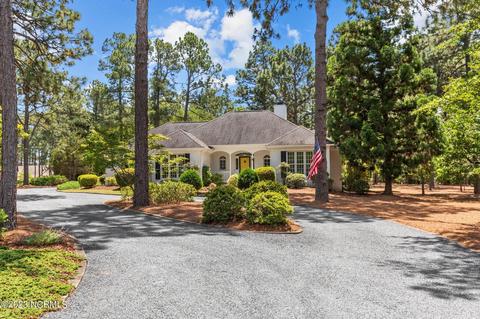 29 Lasswade Dr, Pinehurst, NC 28374 photo 2
