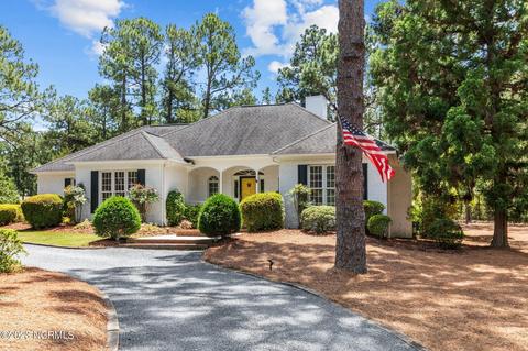 29 Lasswade Dr, Pinehurst, NC 28374 photo 4