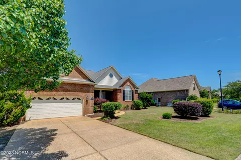 1012 Highlands Dr, Hampstead, NC 28443 photo 4