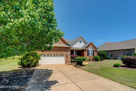 1012 Highlands Dr, Hampstead, NC 28443 photo 3