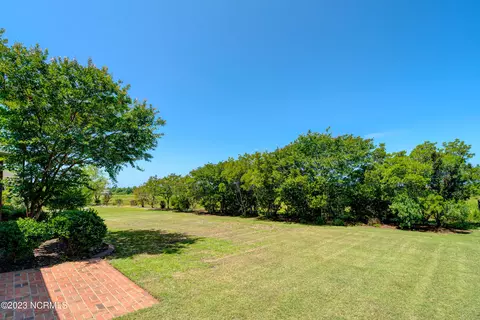 1012 Highlands Dr, Hampstead, NC 28443 photo 14