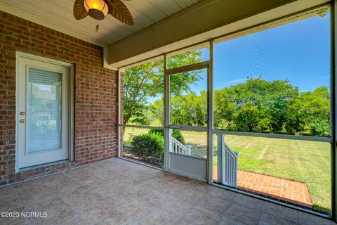1012 Highlands Dr, Hampstead, NC 28443 photo 18