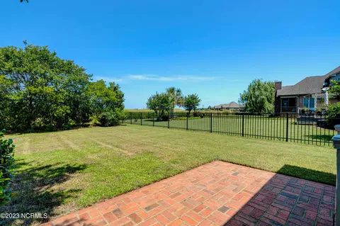 1012 Highlands Dr, Hampstead, NC 28443 photo 16