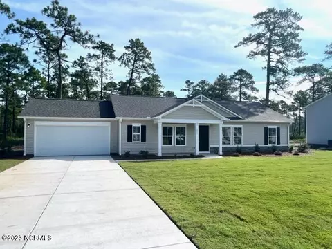 881 Westway Rd, Boiling Spring Lakes, NC 28461