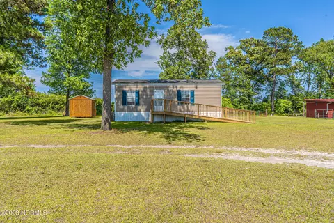 601 Morrison Bridge Rd, Vass, NC 28394