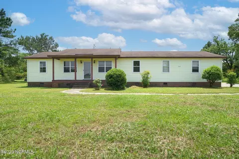 747 Us 64 Alternate, Bethel, NC 27812