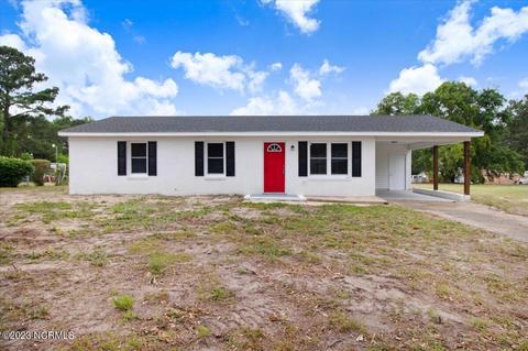 407 Rollingwood Dr, Dudley, NC 28333