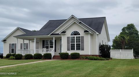 2277 Blue Heron Dr, Greenville, NC 27834