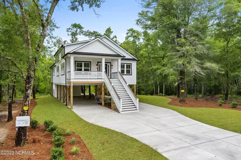 7147 Old Stump Dr, Leland, NC 28451