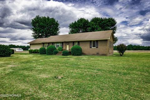 977 Van Eden Rd, Watha, NC 28478