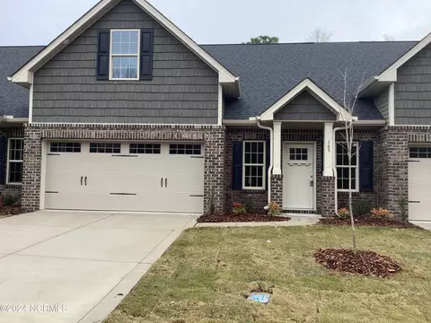 163 Lark Dr #39, Pinehurst, NC 28374