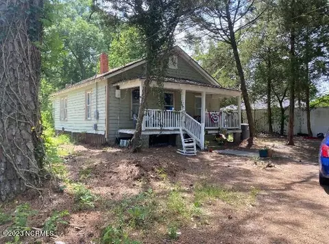 1507 S King St, Windsor, NC 27983