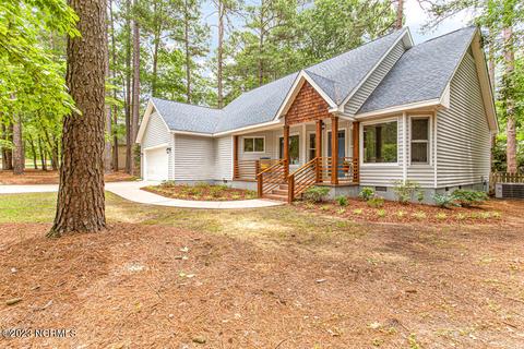 850 Burning Tree Rd, Pinehurst, NC 28374 photo 2