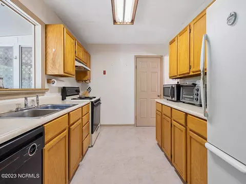 248 Taylor Mill Rd, Eure, NC 27935 photo 3