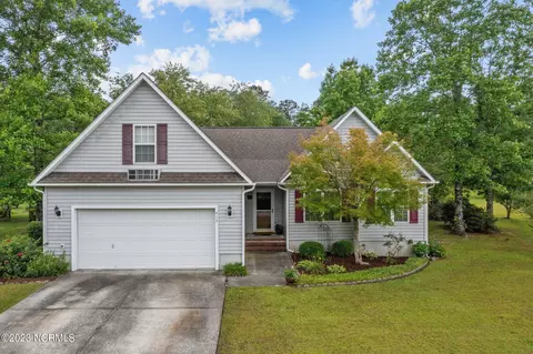 412 Jacqueline Dr, Havelock, NC 28532