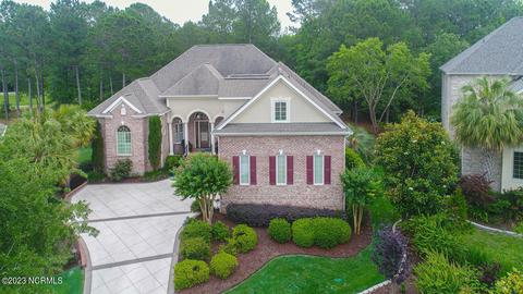 594 Westchester Pl SW, Ocean Isle Beach, NC 28469