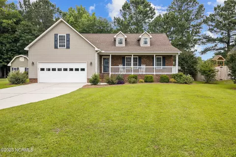 103 Salvo Dr, New Bern, NC 28562