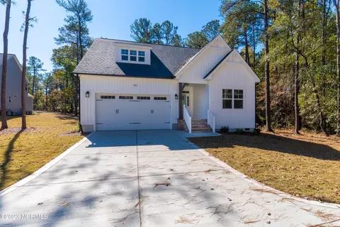 401 Piney Oak Dr #53, Carthage, NC 28327