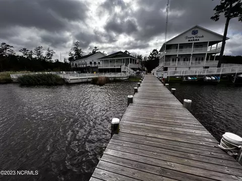 11 E Commodore Pt, Belhaven, NC 27810 photo 24