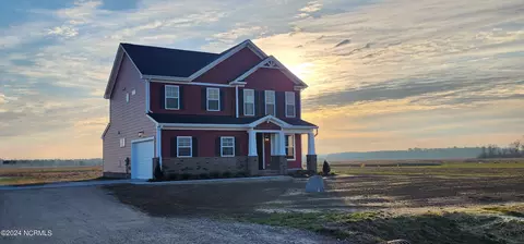 136 Red Bud Dr, Moyock, NC 27958