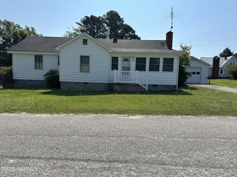110 N Sutton Pl, Candor, NC 27229