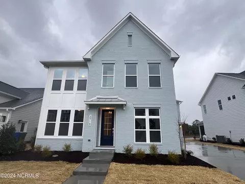 3719 Mason Port Dr #82, Wilmington, NC 28409