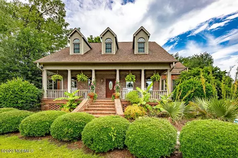 300 Wexford Pl, Trent Woods, NC 28562