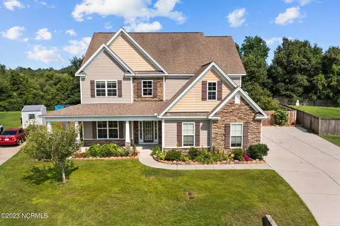 135 Foggy River Way, Jacksonville, NC 28540