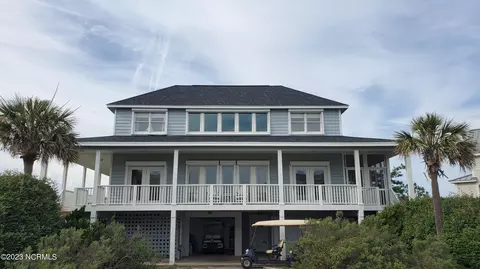 9 Peppervine Trl, Bald Head Island, NC 28461